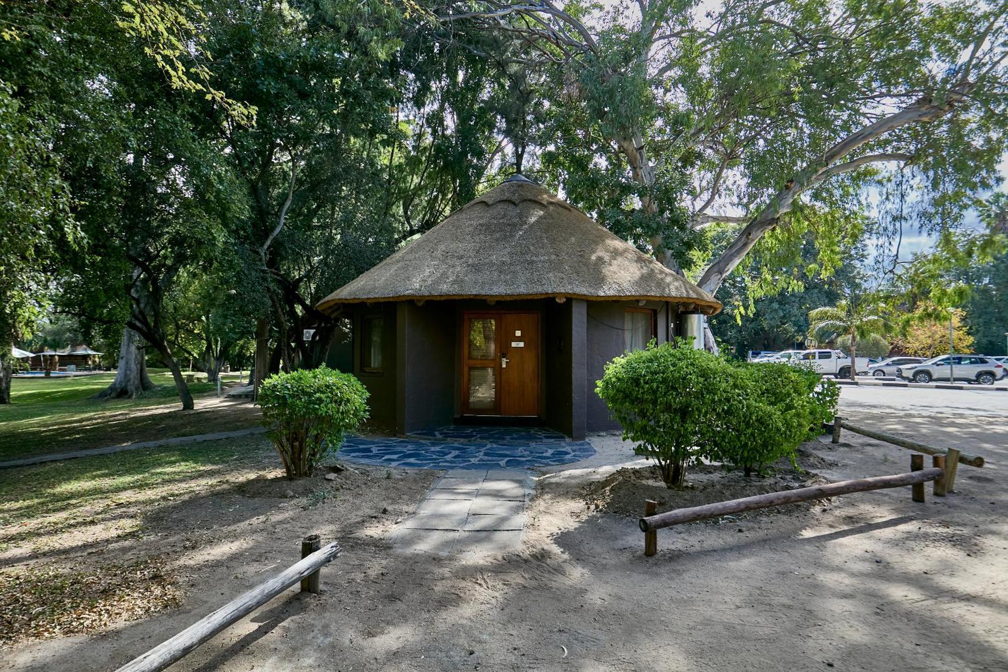 Cresta Marang Gardens Hotel Francistown Bagian luar foto