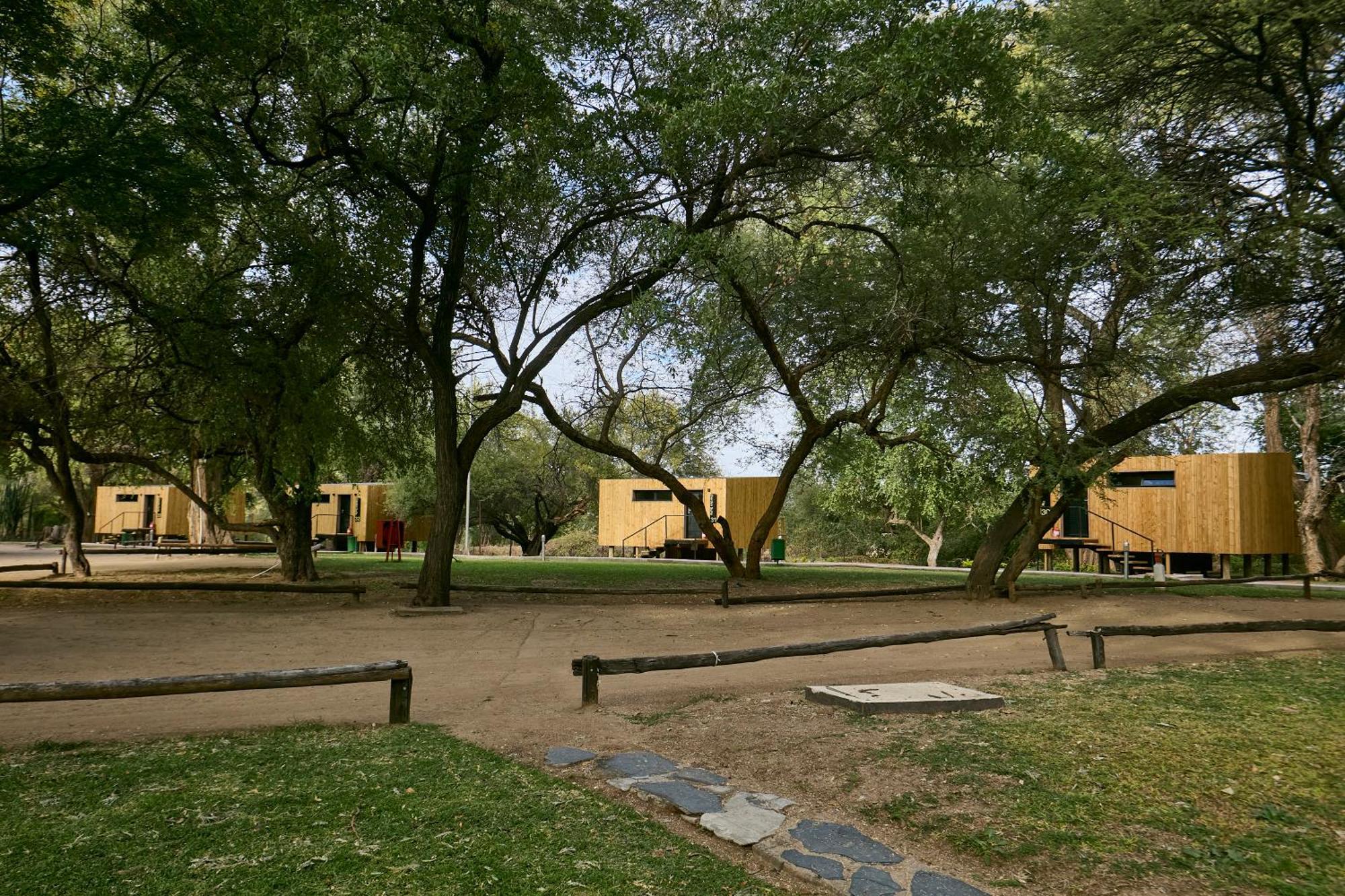 Cresta Marang Gardens Hotel Francistown Bagian luar foto